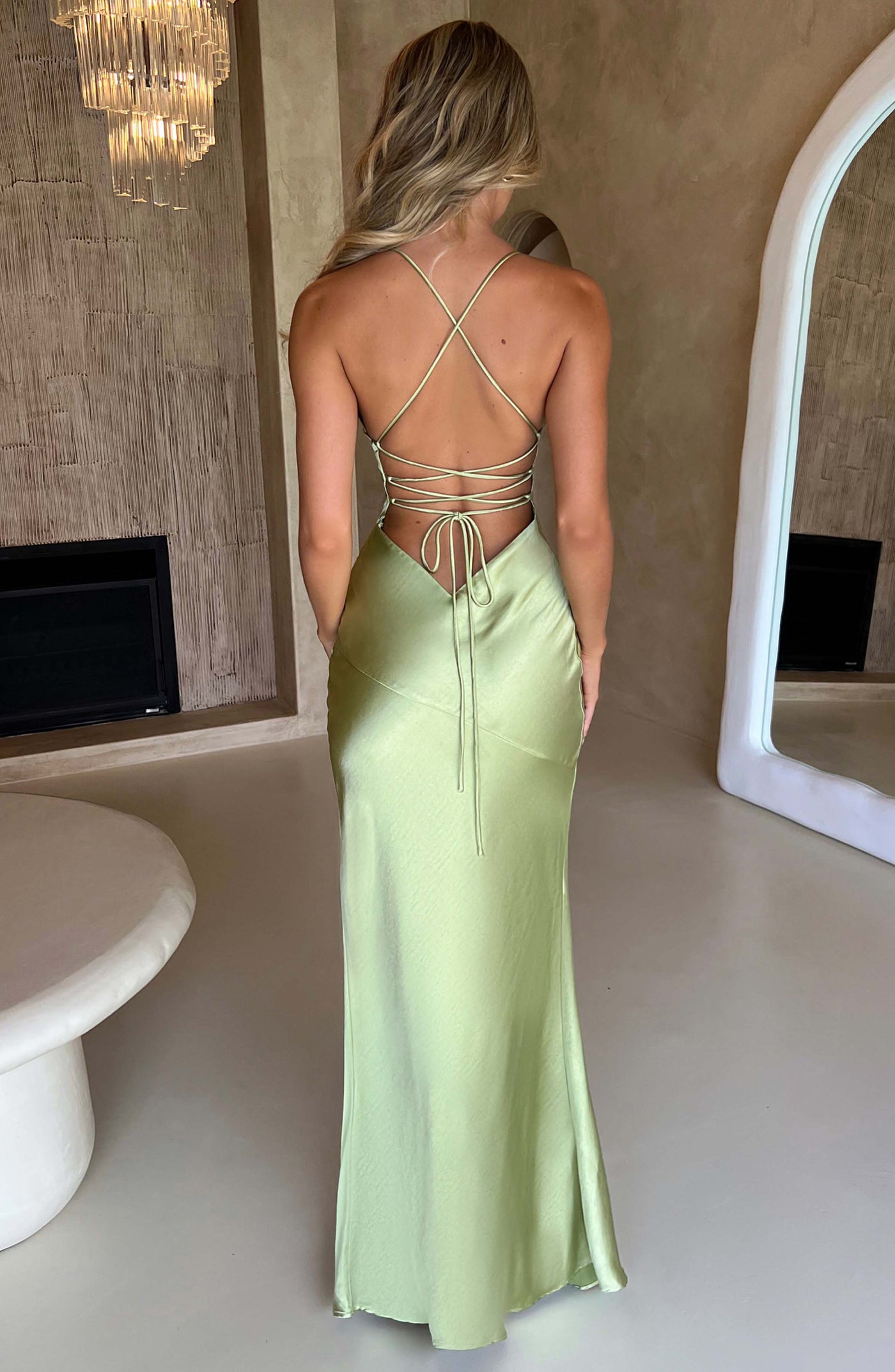 Natalie - Satiniertes Maxikleid