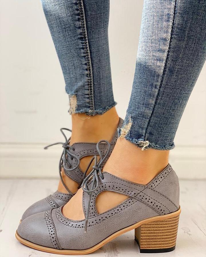 Clara - Damen Schnürpumps mit Vintage-Design und Blockabsatz