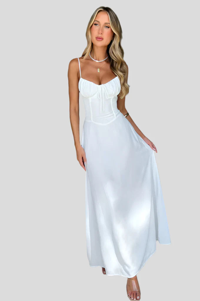 Elara – Elegantes Maxikleid mit Wickel-Design und Spaghettiträger