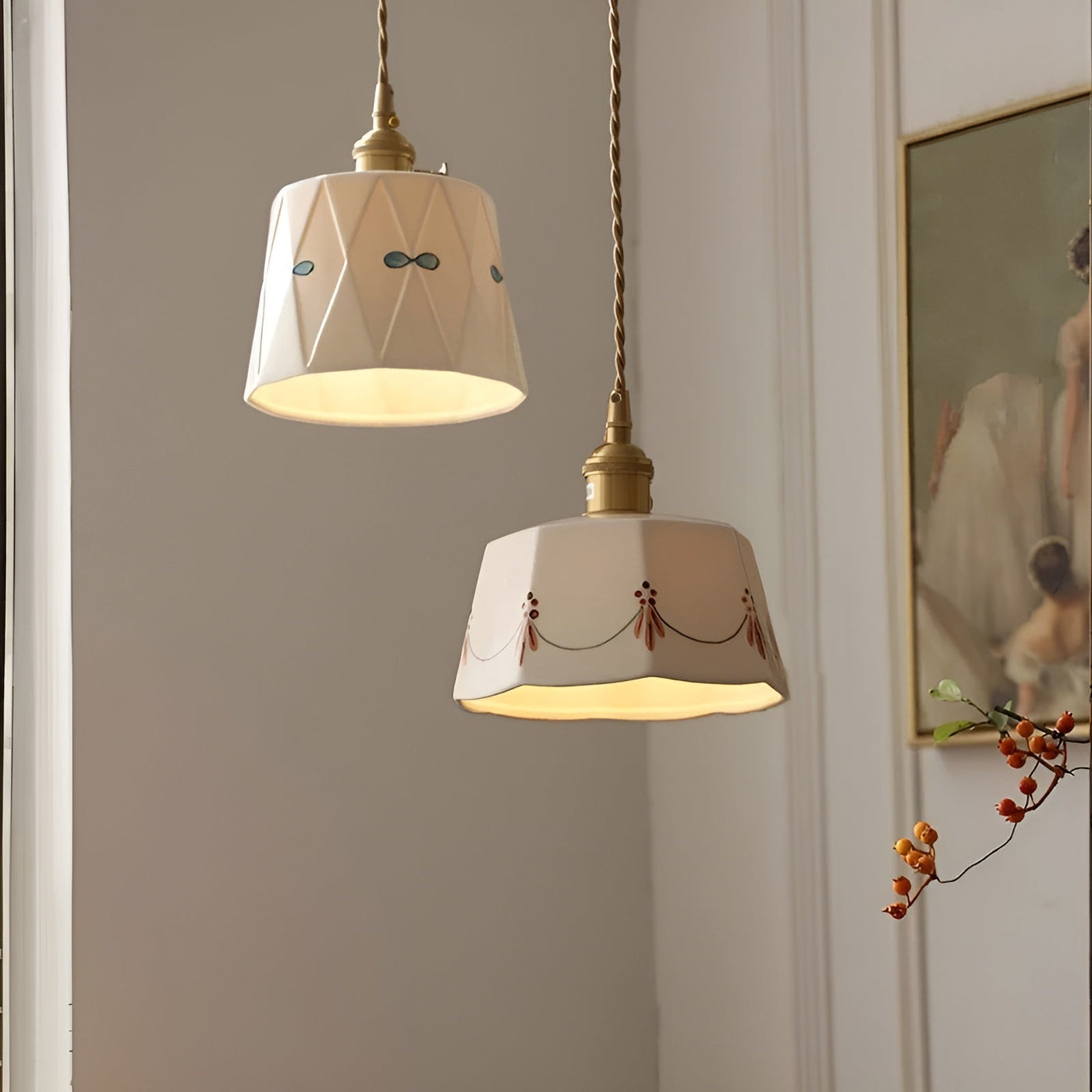 CeramiGlow – Elegante Pendellampe mit klassischem Muster aus Keramik