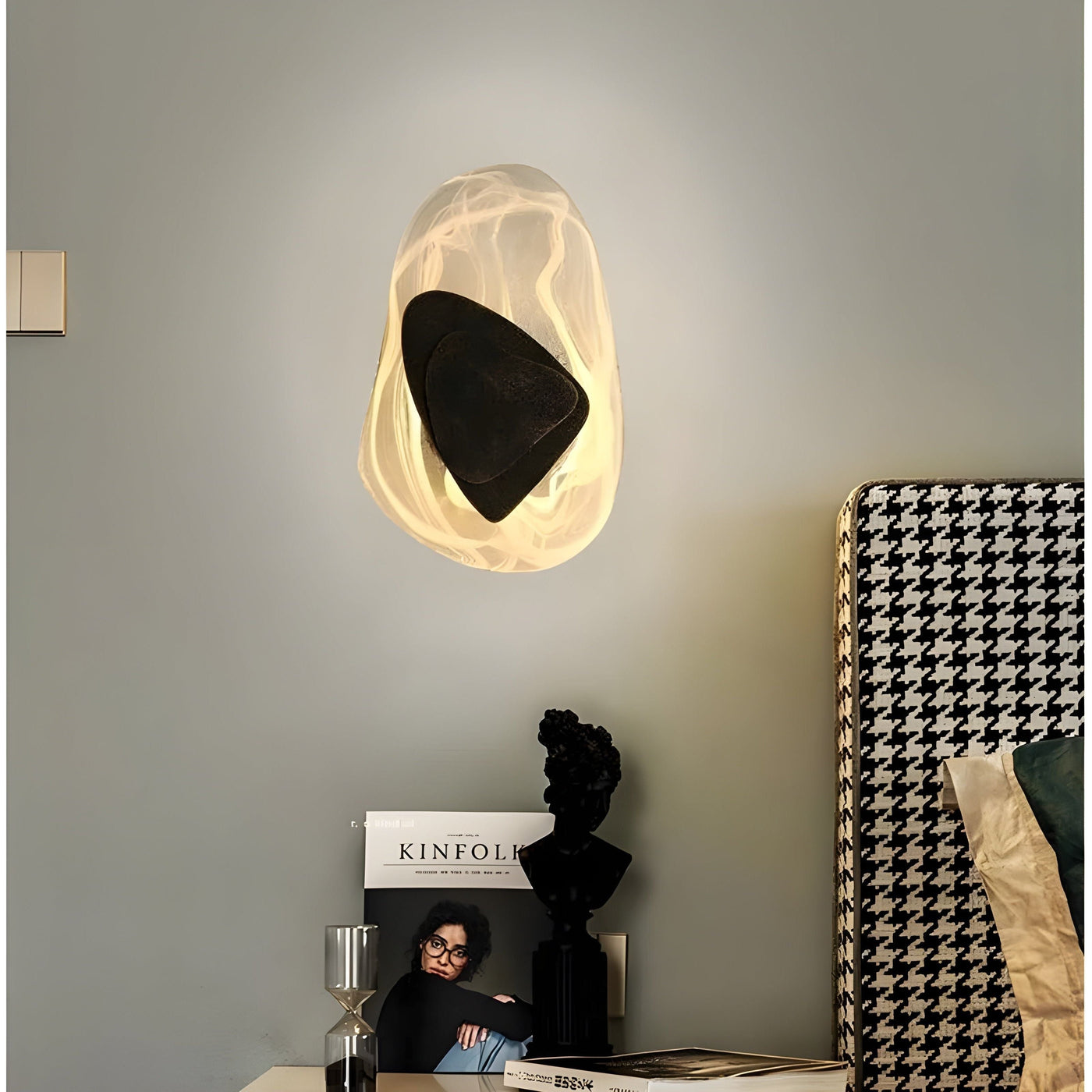 LumeEdge – Moderne LED-Wandlampe für Treppen und Außenbereiche