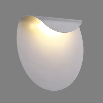 LumaGlow – Minimalistische Wandleuchte mit sanftem, umgebendem Licht