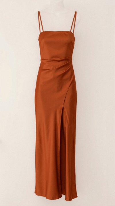 July Spaghetti-Träger-Kleid mit Oberschenkelschlitz