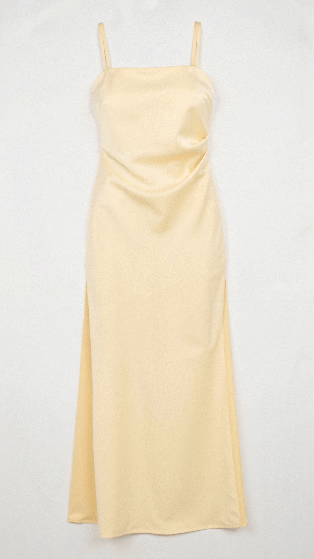 July Spaghetti-Träger-Kleid mit Oberschenkelschlitz