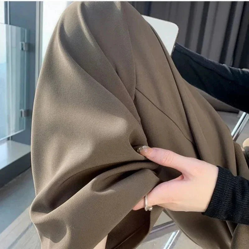 Mayla Hochtaillierte Hose mit Weitem Bein