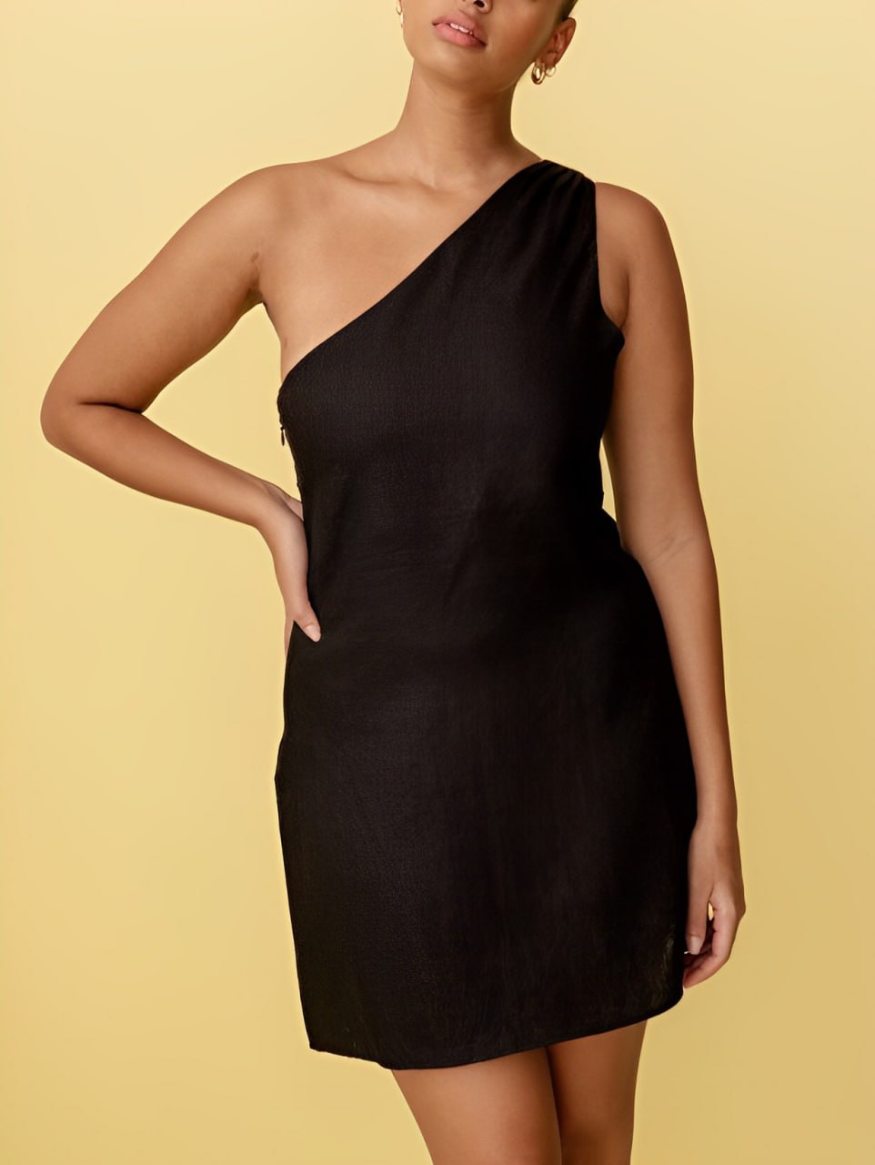 Elliana - Elegantes und stilvolles One-Shoulder-Kleid für Frauen