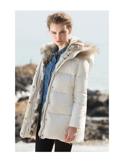 Elegante, maßgeschneiderte, luxuriöse Daunenjacke für Damen