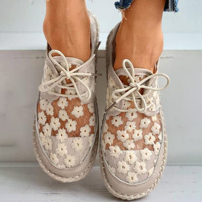 Arabella | Orthopaedic Modischer, luftiger Schuh mit Blumenmuster