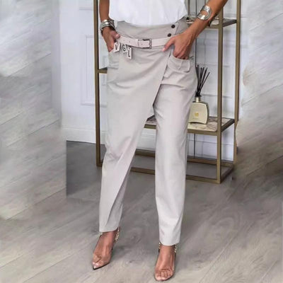 ANNIKA - HOSE MIT ASYMMETRISCHEM DESIGN