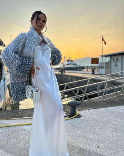 Elegantes, luxuriöses, glamouröses Abendensemble für Damen