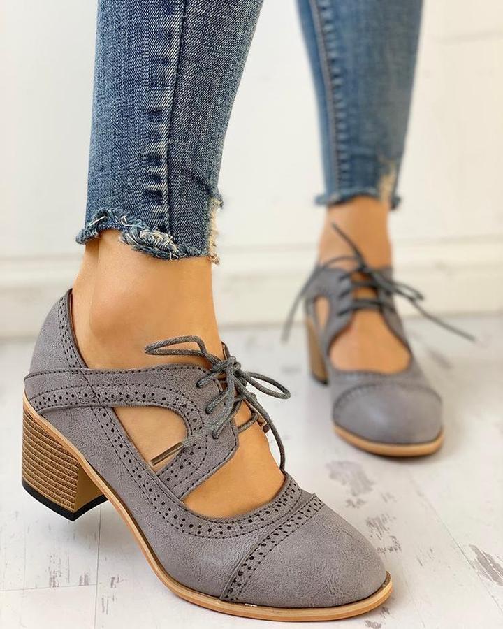 Clara - Damen Schnürpumps mit Vintage-Design und Blockabsatz